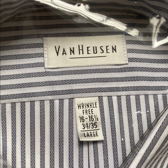 Van Heusen Gray And White Striped Men's Shirt Size Large - Picture 2 of 8